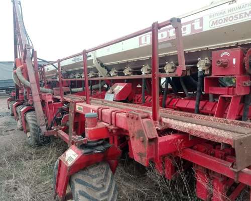 Sembradora Georgi Precisa 8000 24 X 52 Surcos Neumatica