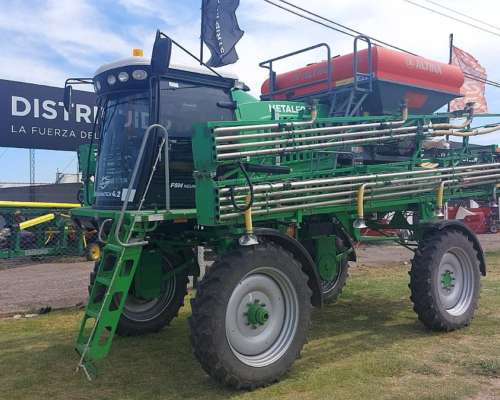 Fertilizadora Metalfor 3200 Equipada con Altina 30m de Labor