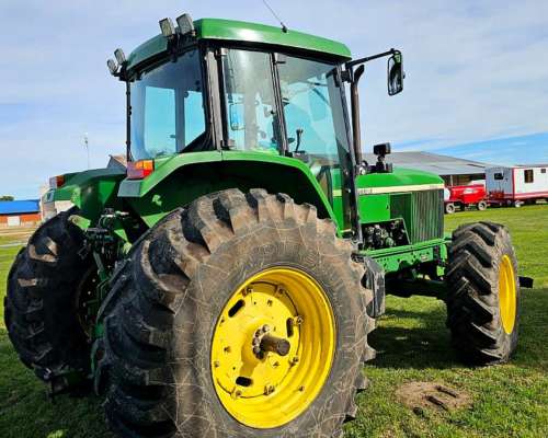 Tractor John Deere 7500