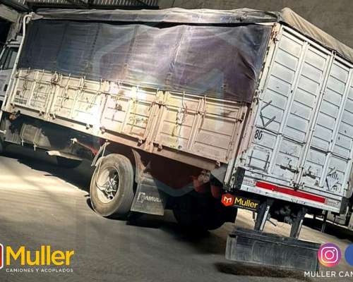 Mercedes Benz Atron 1720/48 Modelo 2013 con Carroceria