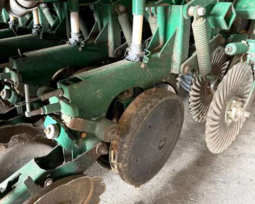 Sembradora Pierobon Turbosem II de 54 a 21 cm