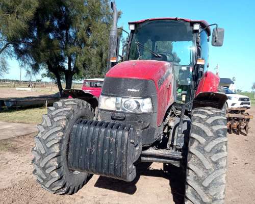 Tractor Case IH Farmall 130a
