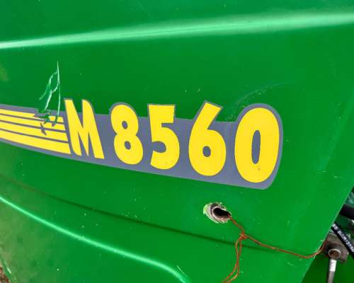 Rotoenfardadora Montecor M 8560 Usada