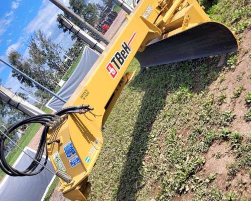 Niveladora de Arrastre 3,96 M - 2700 Kg