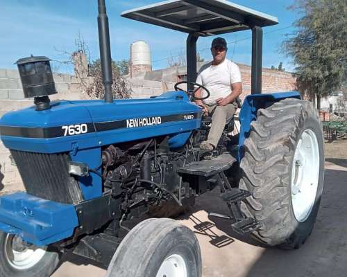 Agricola Tractor New Holland