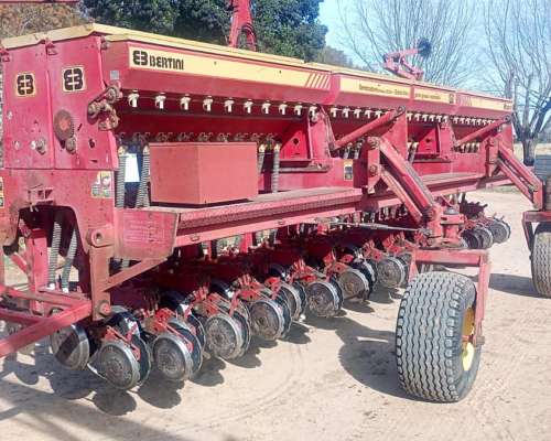Vendo Sembradora Bertini 33 a 21 muy Buena