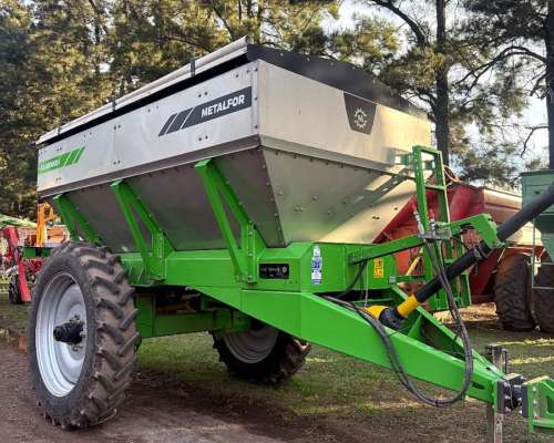 Fertilizadora Metalfor, Mod. FSA 6000