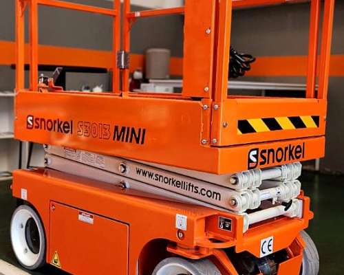 Plataforma Elevadora de Personas Snorkel Mini Compacta- 6mts