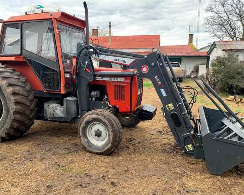 Massey Ferguson 292, con Pala Omar Martin