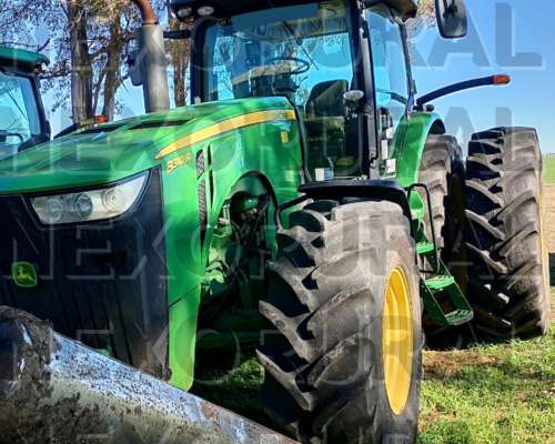 John Deere 8310r Americano, año 2012, 12578 HS. con 3 Puntos