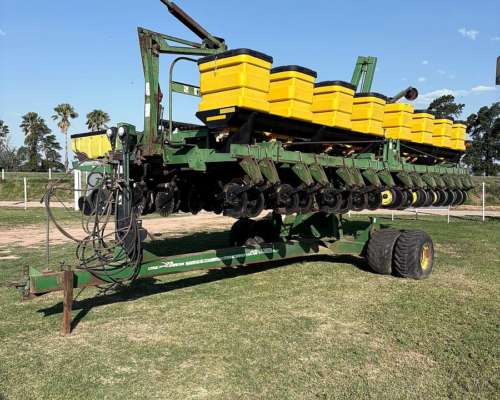 John Deere 1740, 16 a 52, Neumática, C/fert Lateral y Monit