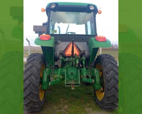 Tractor John Deere 5090eh, año 2014