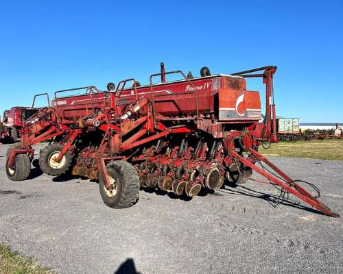 Sembradora Crucianelli Pionera IV de 35 a 20