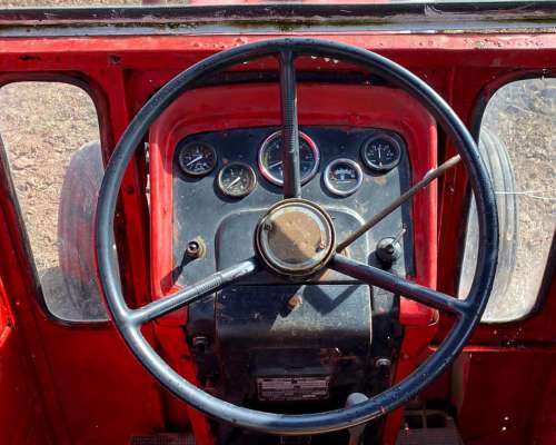 Tractor Massey Ferguson 1075