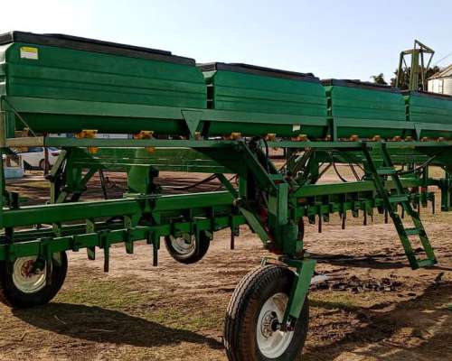 Fertilizadora Incorporadora de 15 a 52 CM.