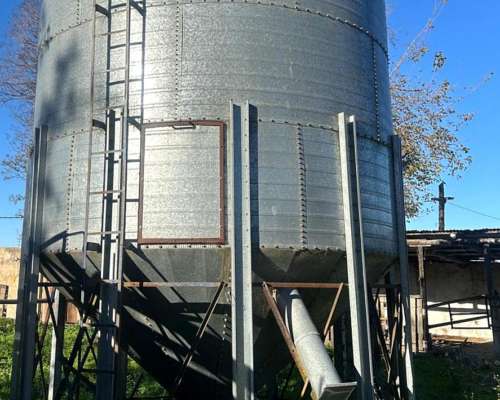 Se Vende Silo Metalico