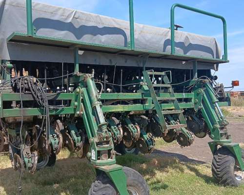 Sembradora Templar Magnum Fina/gruesa