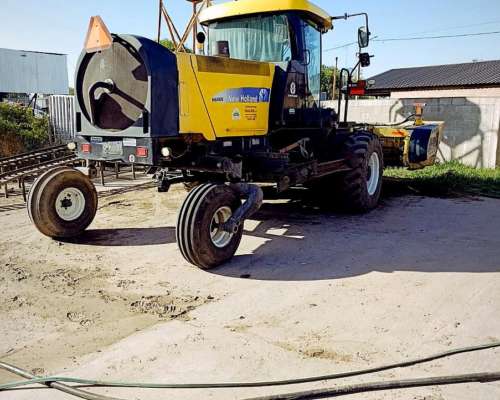 Segadora New Holland Usada