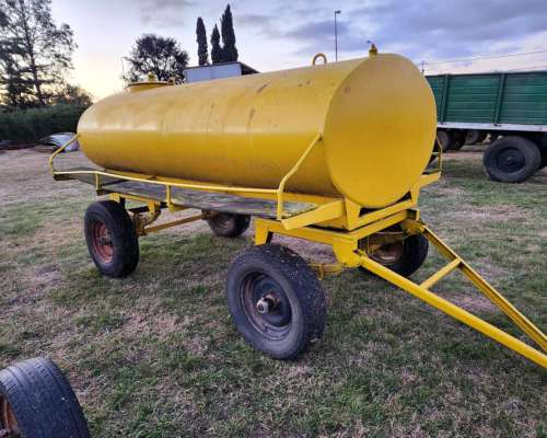 Tanque Cisterna Gentili de 3000 Litros Engomado