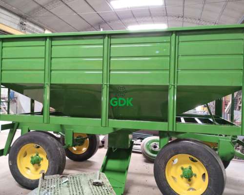 Tolva Semillera 8 TN. sin Chimango. Santa Rosa