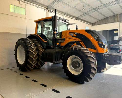 Tractor Valtra BH 224 HI Tech