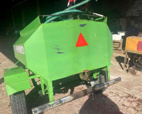 Tanque 1000 Litros Agromec con Bomba