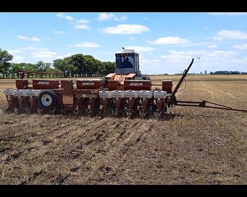 Sembradoras Apache de 9 y 13 Surcos