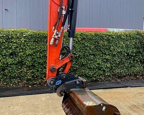 Mini Excavadora Kubota U27-4