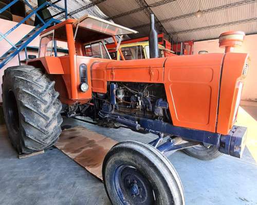 Tractor Marca Fiat 900