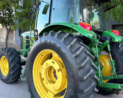 John Deere 6110 e Excelente