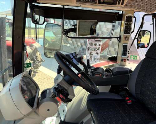 Massey Ferguson 8737 con Duales y Piloto