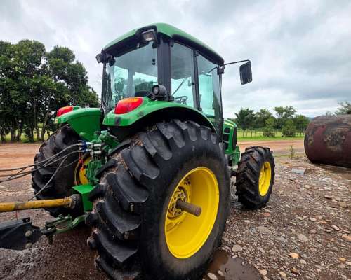 Tractor John Deere 6110j, Año:2018.