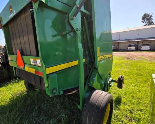 Rotoenfardodora John Deere 568