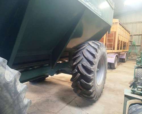 Tolva Auto Descargable el Fierro 20/22 TN