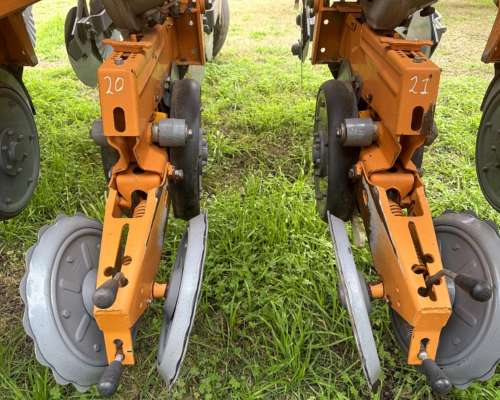 Sembradora Agrometal TX N Mega 22/52 Semagr
