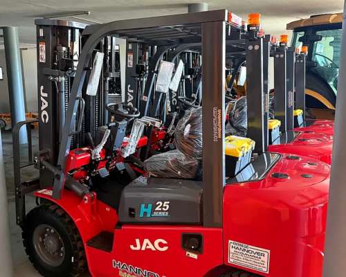 Autoelevador JAC 25h 2500 Kg 4800 MM Altura Motor Xinchai