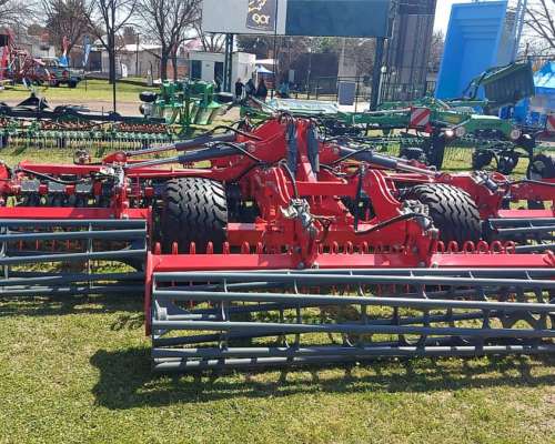 Rastra Acondicionadora 5 Ó 6mt Ares HP Xm50, Unia