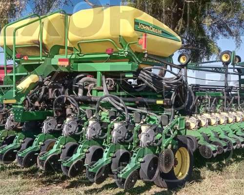 John Deere DB 60 año 2012. 48 a 52. 3 Cortes por Sección