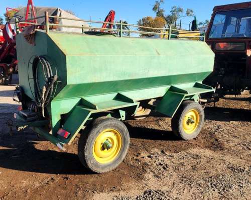 Acoplado Tanque para Combustible de 3000 Lts Usado