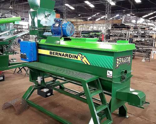 Procesadora de Alimento Bernardin 500kg. Fija Trifásica