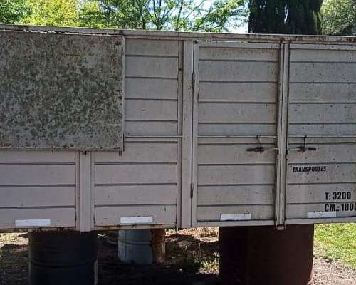 Caja de Carga Metálica.