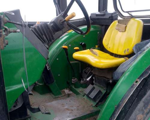 John Deere 5090e, con Pala