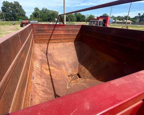 Tolva Semillera 4 TT Repintada