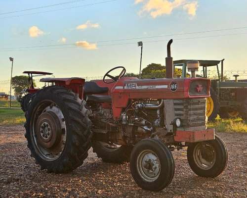 Tractor Massey Ferguson 165