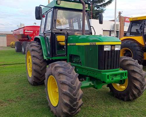 Tractor John Deere 6600