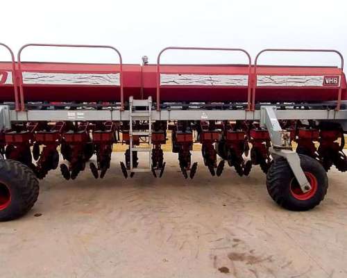 Sembradora VHB de 16 Lineas a 52 cm