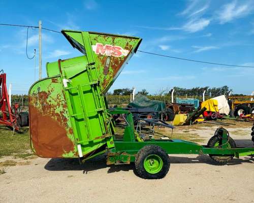 Embolsadora de Granos Secos Martinez y Staneck.