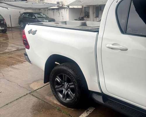 Toyota Hilux SRV 4X4 Mod. 2021 MT