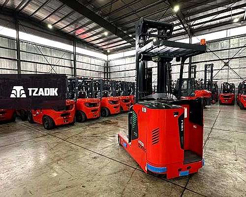 Apilador Eléctrico Premium Reach Heli CQQ 18 G2 1800kg