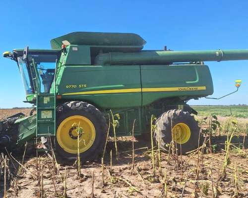 Cosechadora John Deere 9770, 2wd, Dual, Draper 40, 2013.